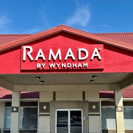 Hotel Ramada By Wyndham Lumberton Exterior foto
