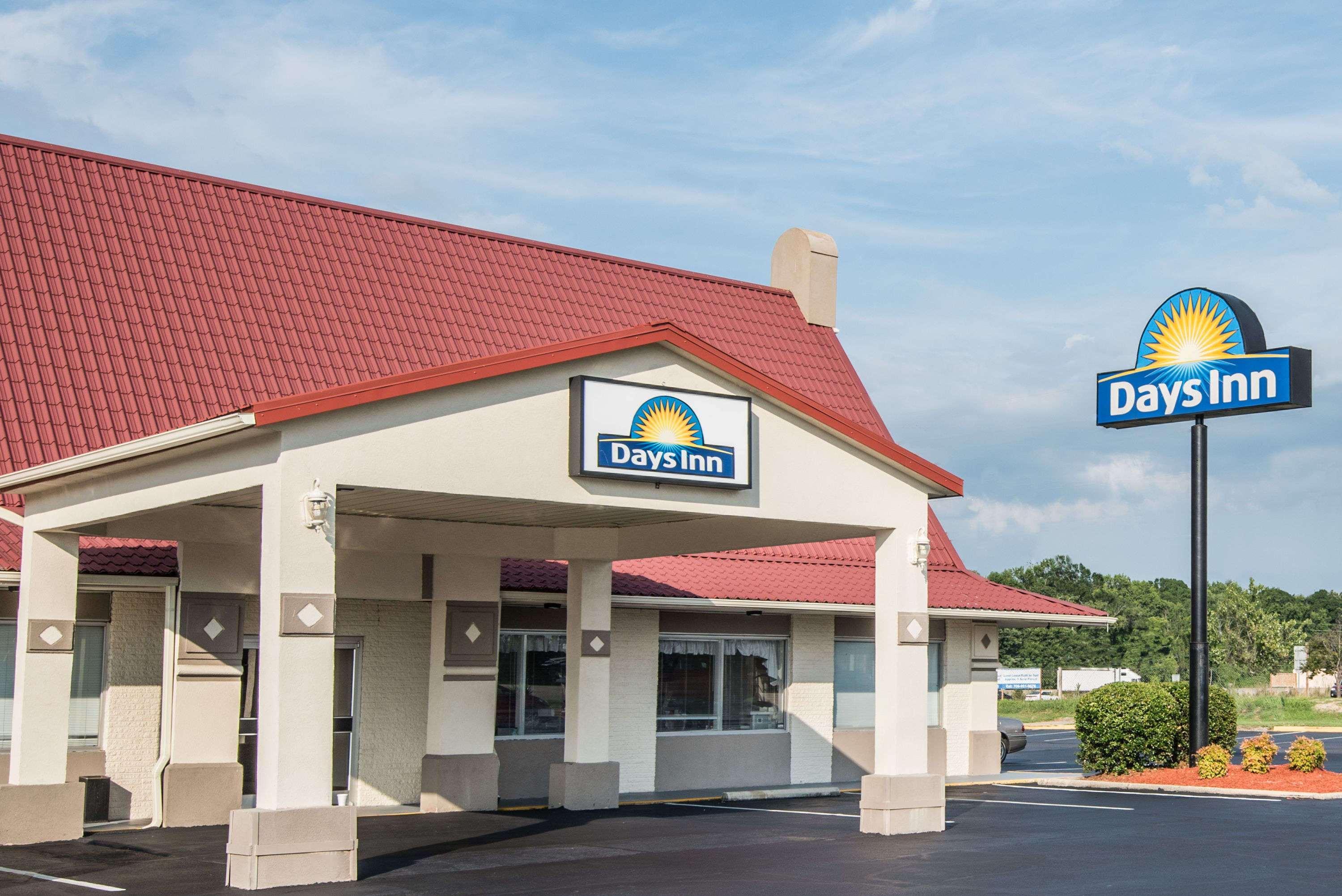 Hotel Ramada By Wyndham Lumberton Exterior foto