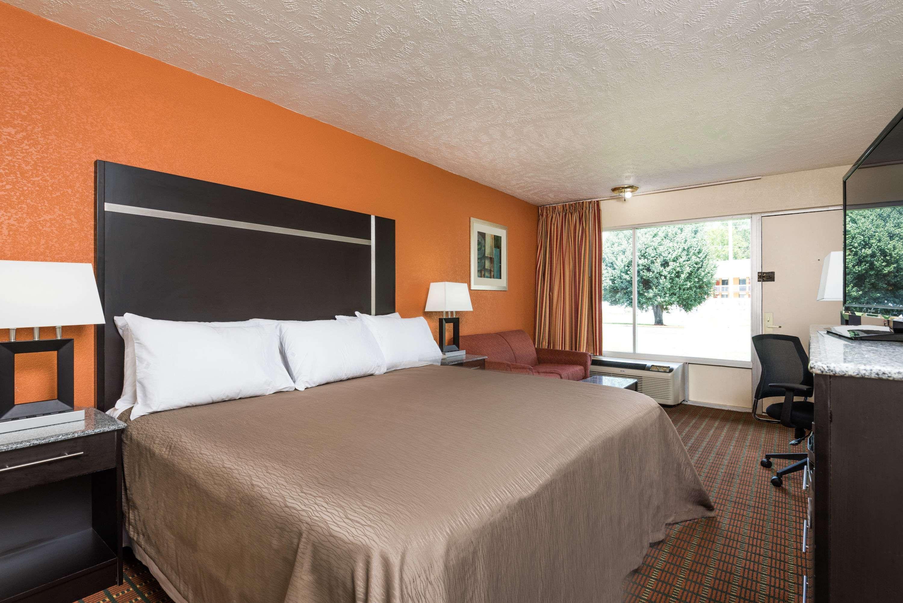 Hotel Ramada By Wyndham Lumberton Exterior foto